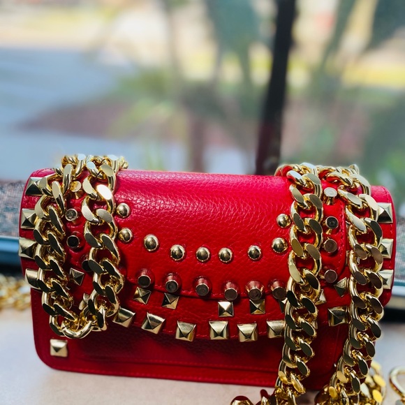 GOLD LOVE - Picture 13 of 15